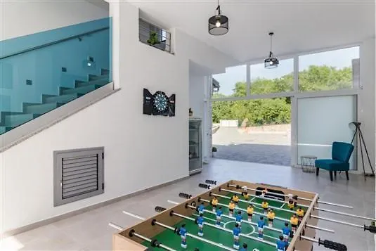 פולה Attractive Villa קרואטיה