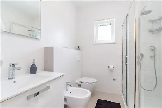 פולה Attractive Villa